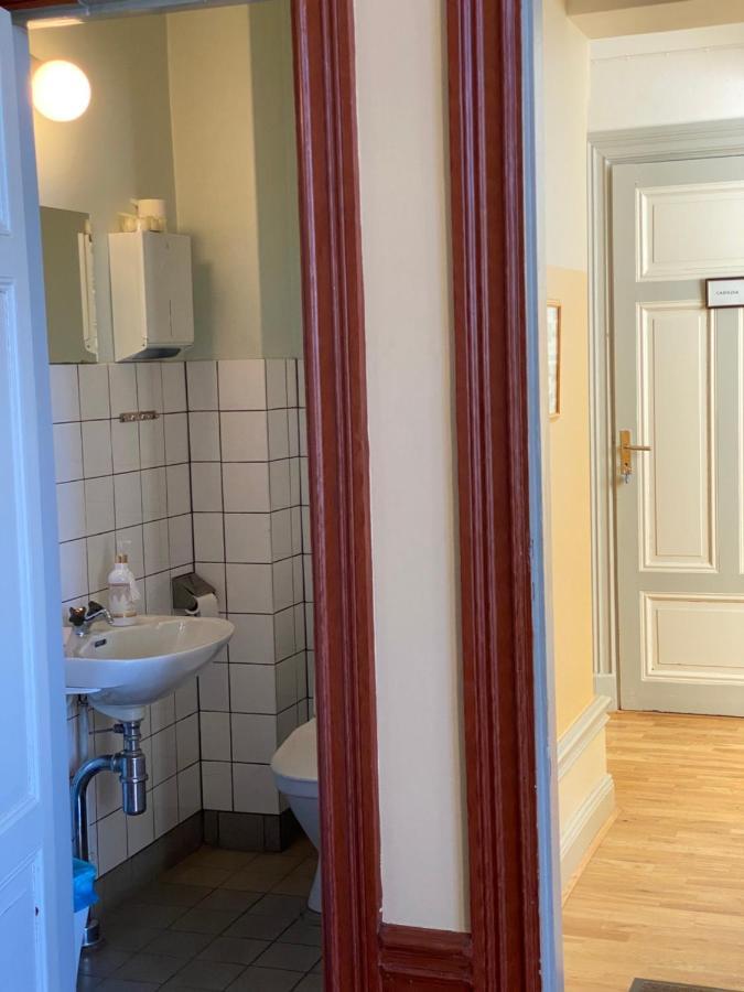 Ting1903 Bed & Breakfast Авеста Экстерьер фото